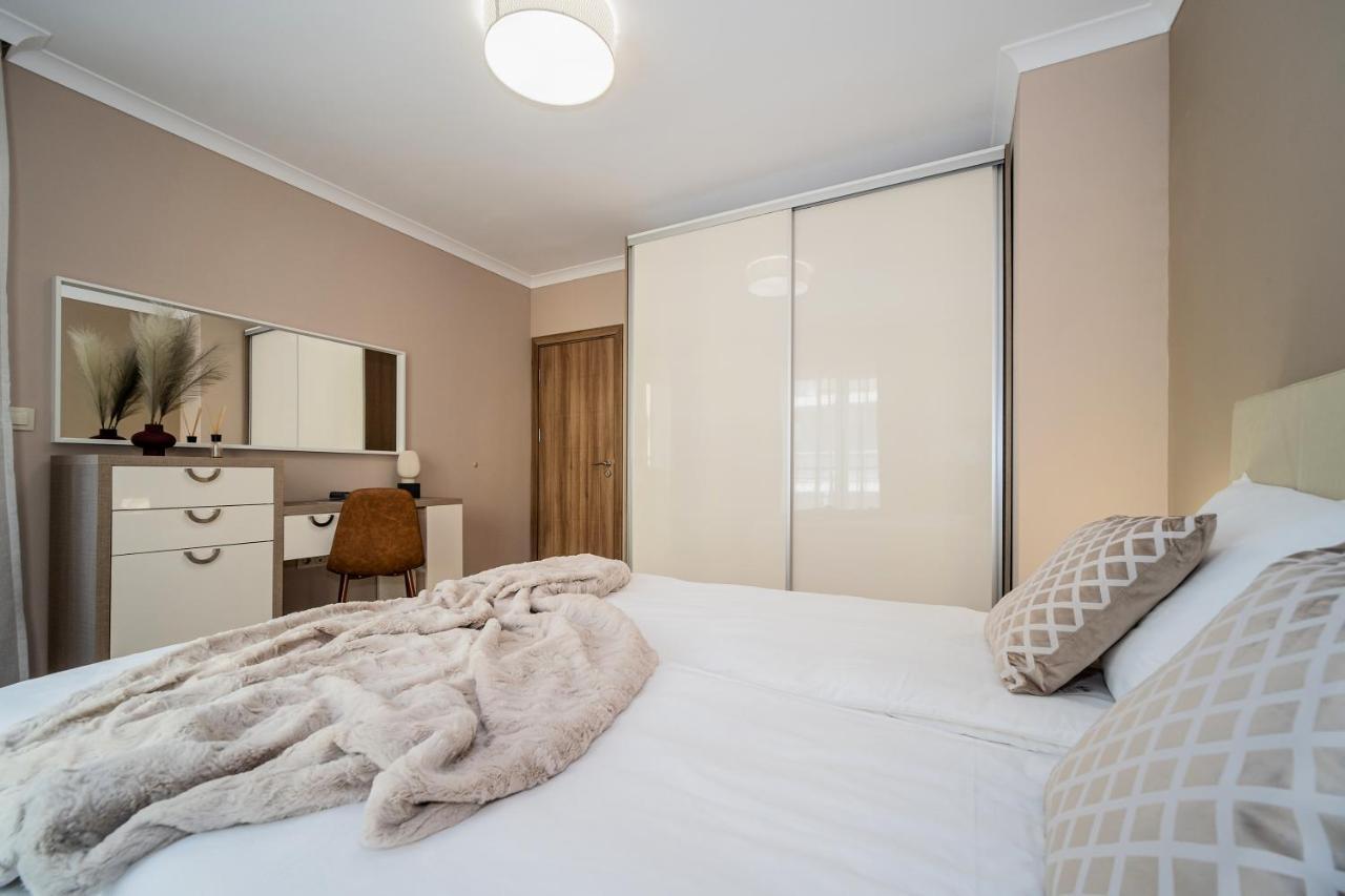 Comfy Luxury Center Daire